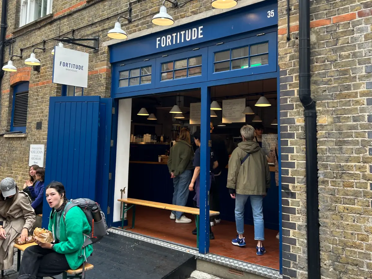 語学学校の近くのカフェ