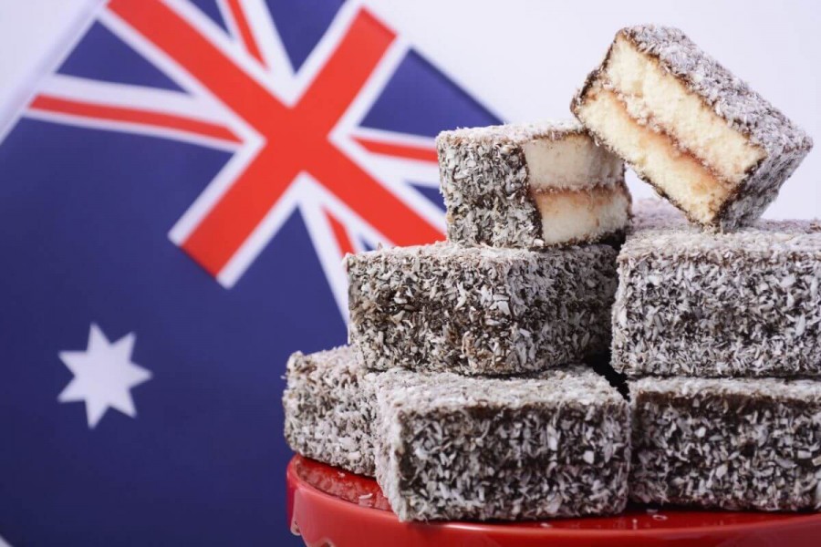 オーストラリア　お菓子　ラミントンケーキ