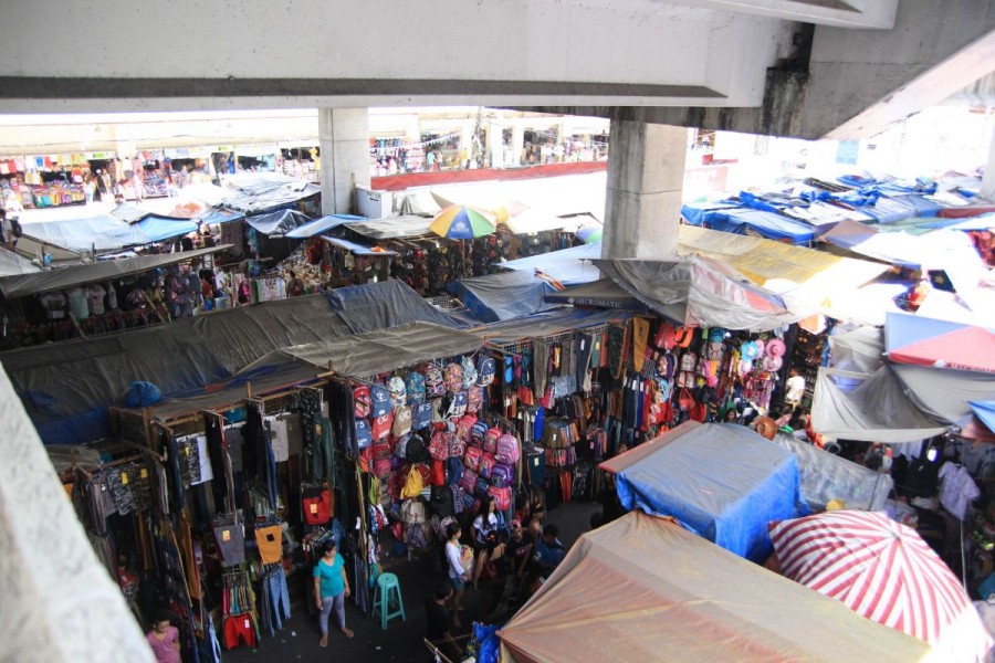 フィリピンのローカルマーケット「いちご」