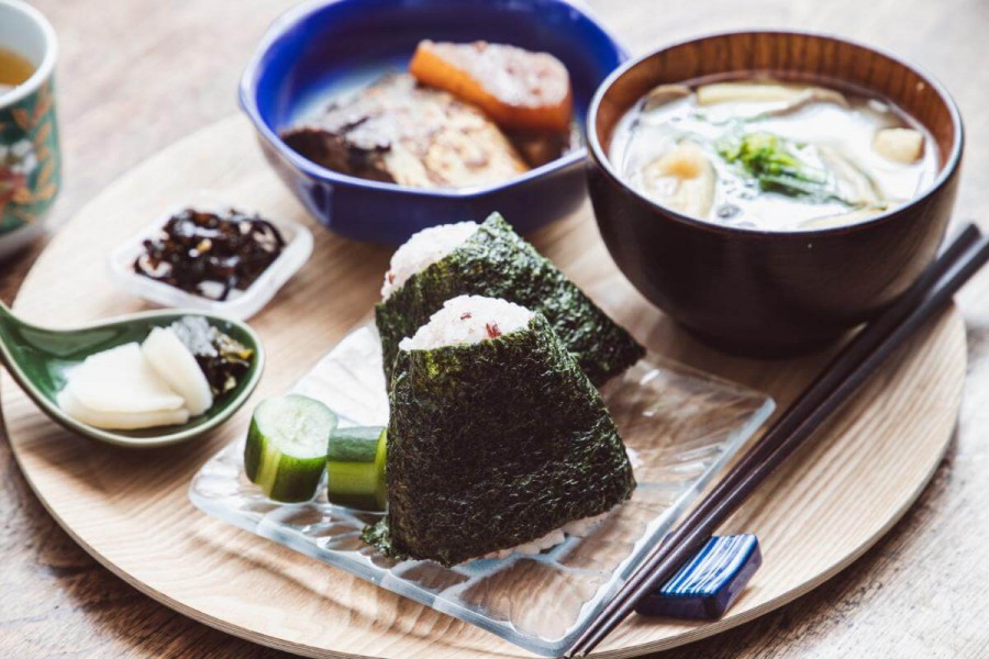おにぎり　ラーメン
