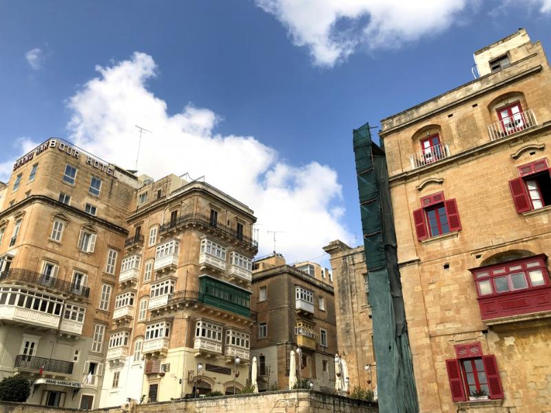 バレッタ市内 両替