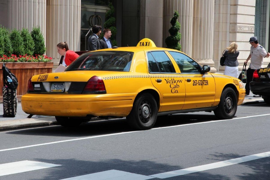 フィラデルフィア 空港 市内アクセス タクシー
