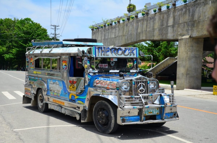 交通 フィリピン マニラ