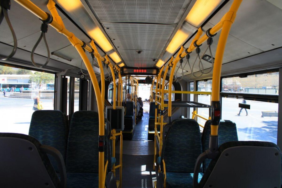 マルタ 交通 バス