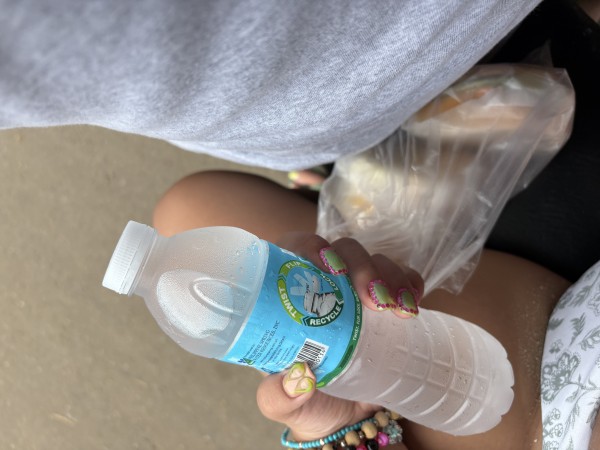 最高の友達と出会った。先生もみんな優しく、ゲイのティーチャーも多く楽しかった。 - バトルウォーターは必須です