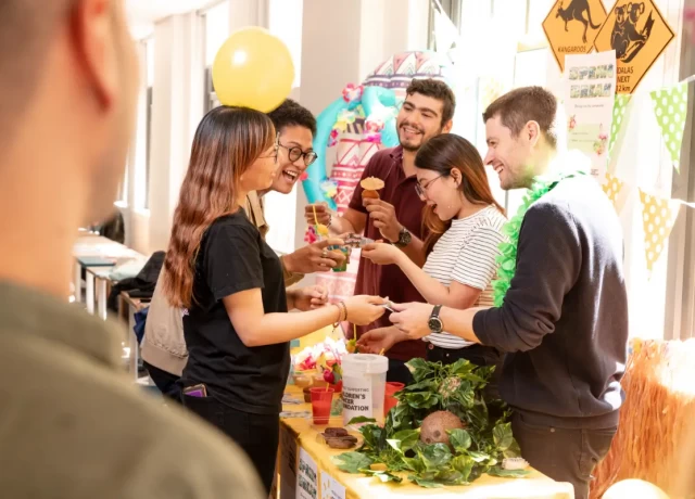 アクティビティ