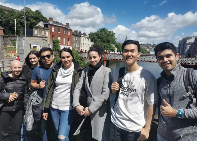 アクティビティ