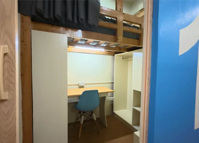 PINESメインキャンパス 宿泊施設 5人部屋Solo