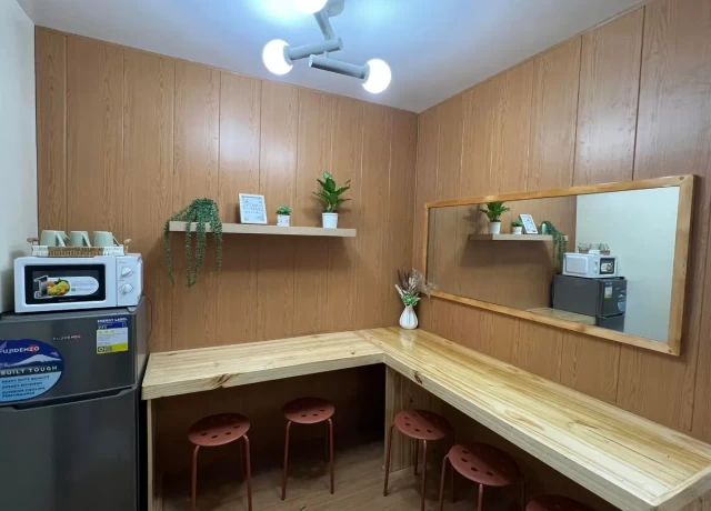 PINESメインキャンパス 宿泊施設 5人部屋Solo（共有スペース）