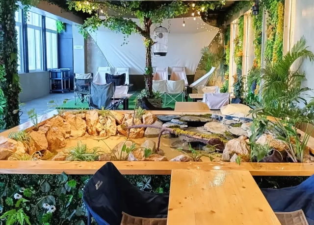 カフェ（AQUA GARDEN）