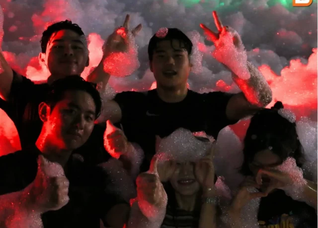 CPILSのアクティビティ（foam party）