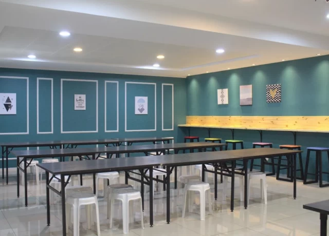 HELP クラーク校の校舎内観