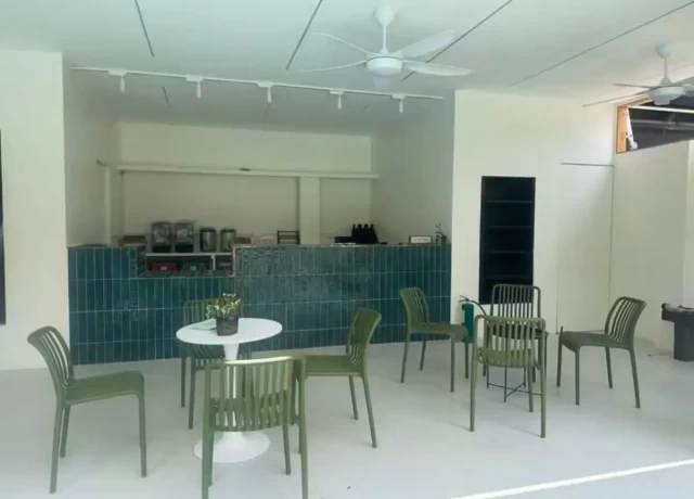 カフェ