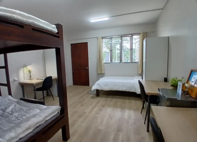 デラックス3人部屋