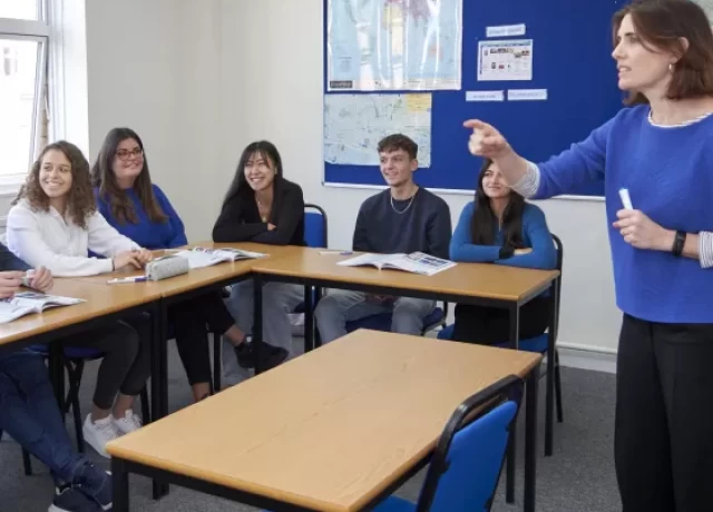 イギリスで第1位にランクされた学校