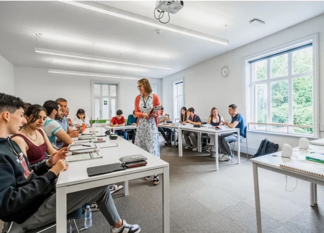 EF独自の教育メソッド「EF Efekta System」