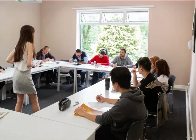 EF独自の教育メソッド「EF Efekta System」