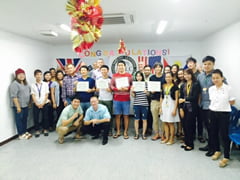 語格学校の卒業式の様子